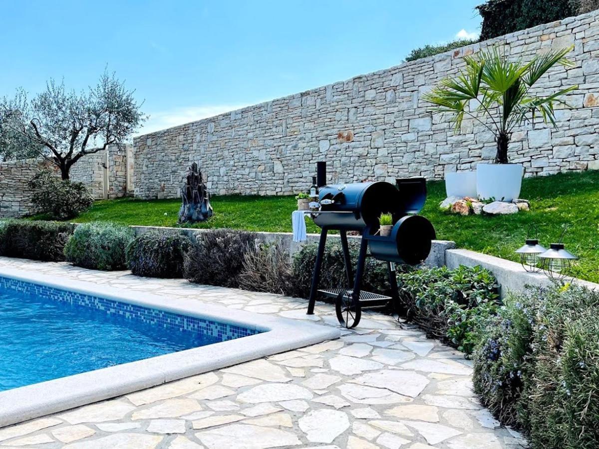 Villas Adagio Rojnići Εξωτερικό φωτογραφία