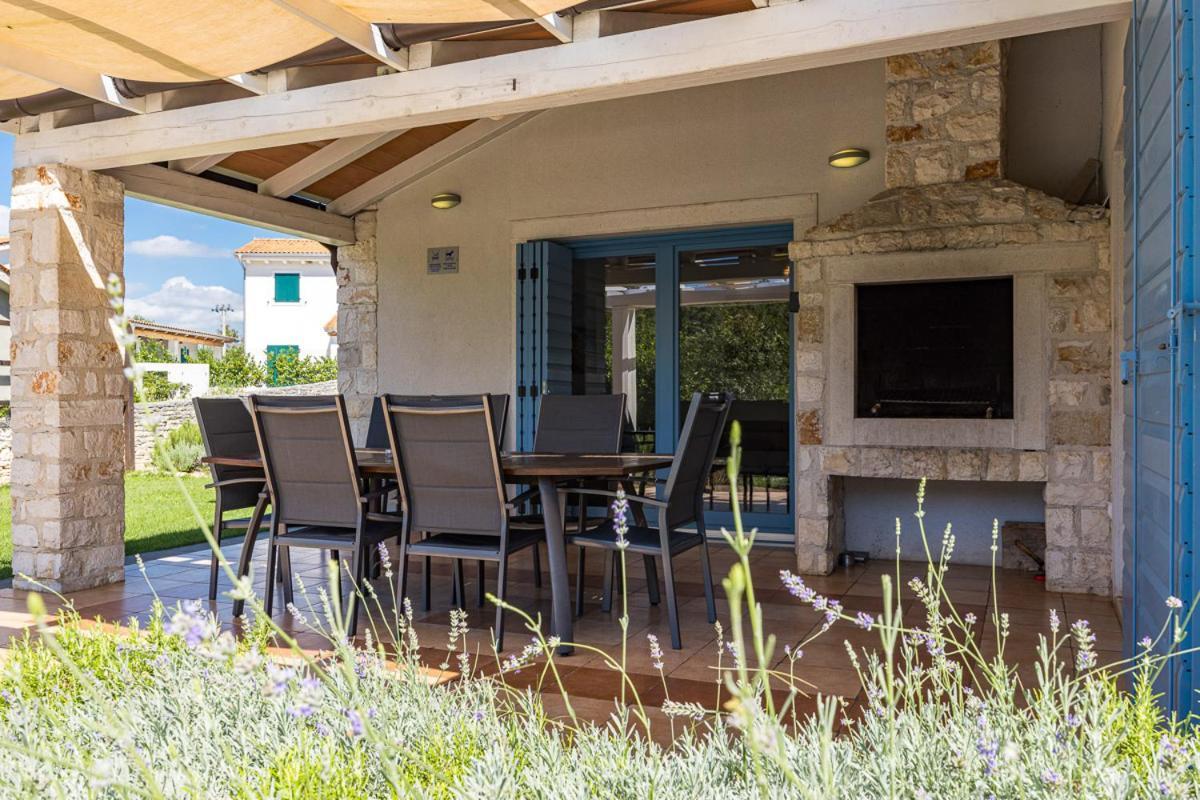 Villas Adagio Rojnići Εξωτερικό φωτογραφία