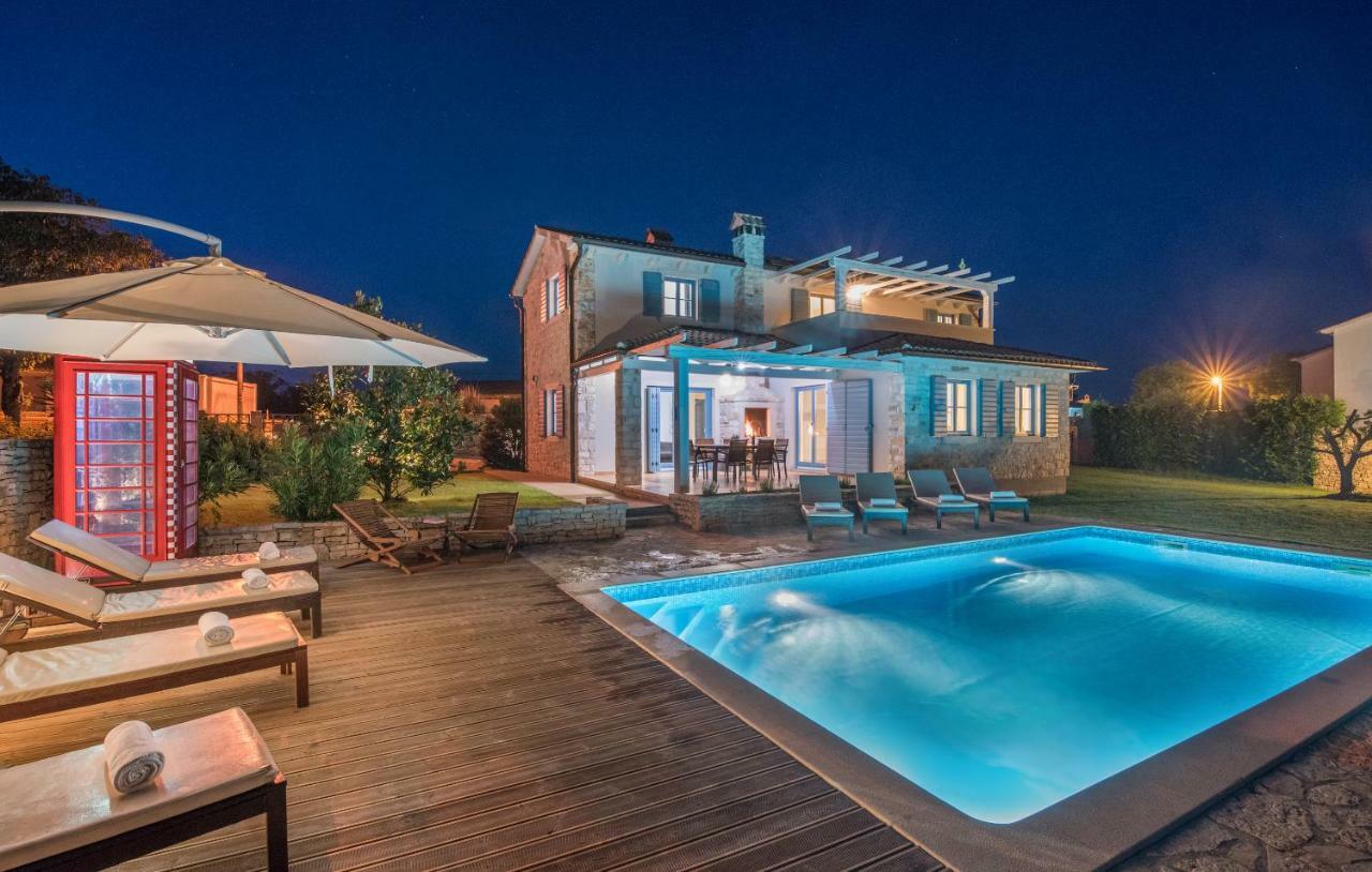 Villas Adagio Rojnići Εξωτερικό φωτογραφία